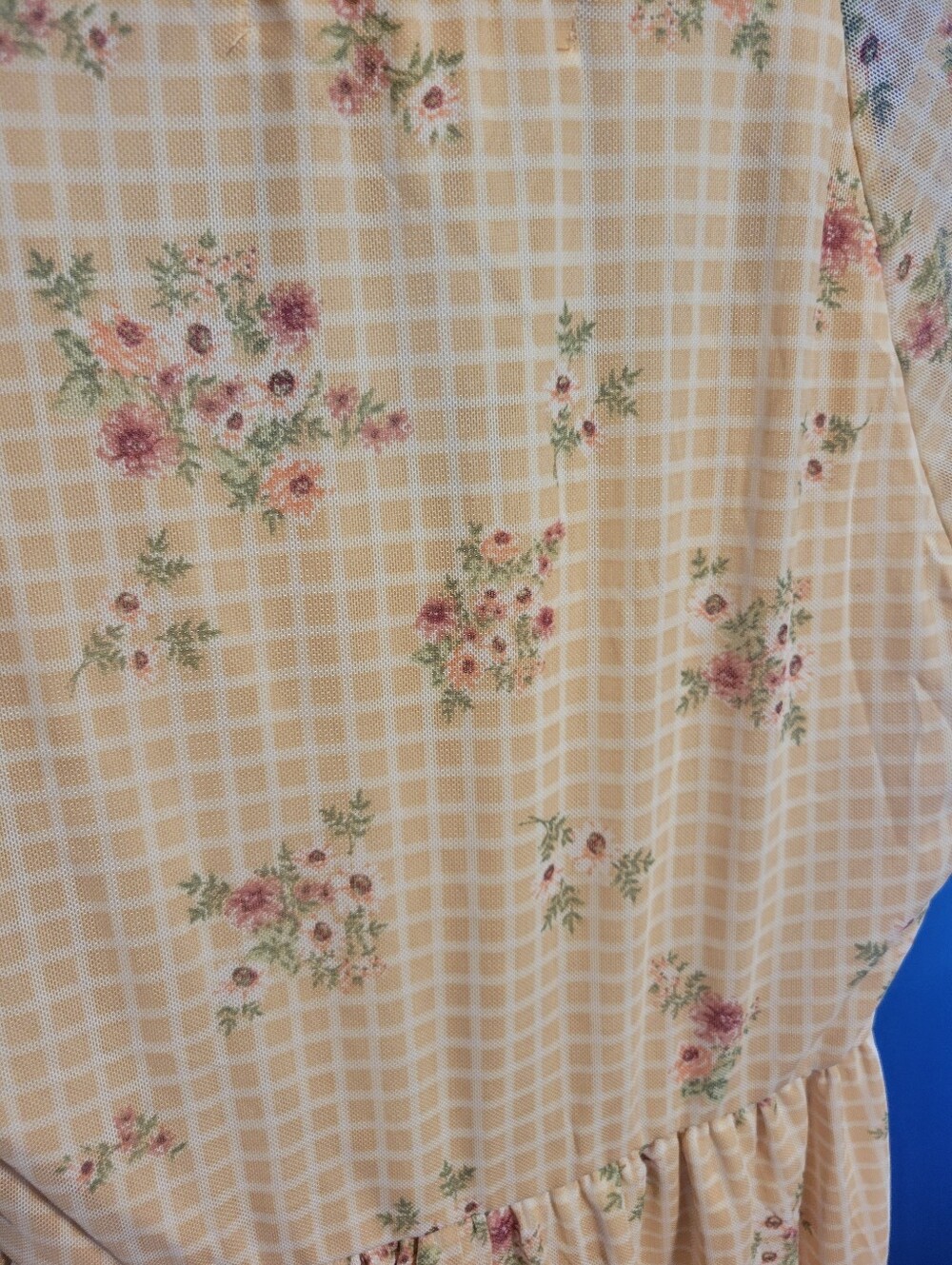 Floral Ruffle Sleeve Romper in Soft Cream - Picture 4 of 8